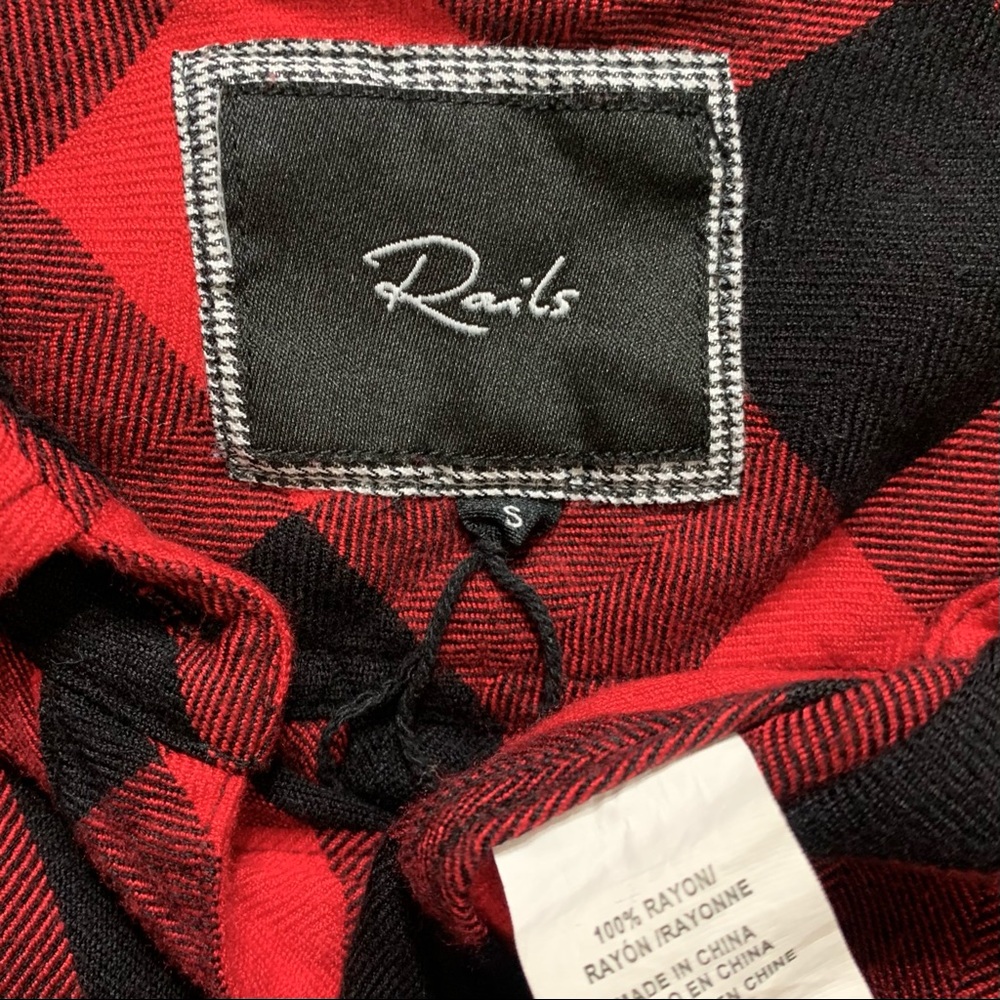 SOLD-Rails Red Buffalo Plaid Check Print Flannel - Picture 11 of 12